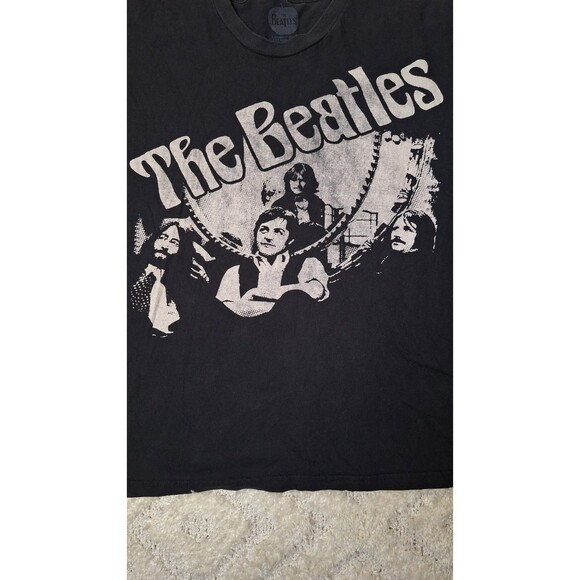 BEATLES 1969 Era Copyright 2011 Band Tee T-Shirt Adult XL Music Band Grunge Y2K - Picture 2 of 7